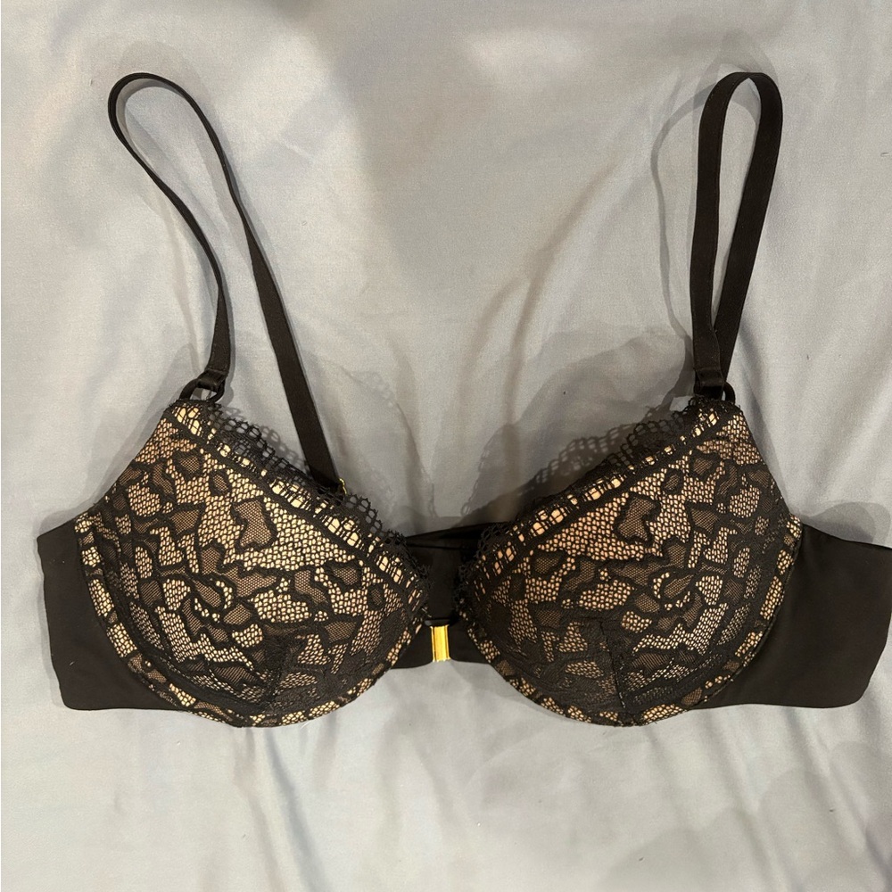 Soma Embraceable Enchanting Black Lace, Front open, Size 40B